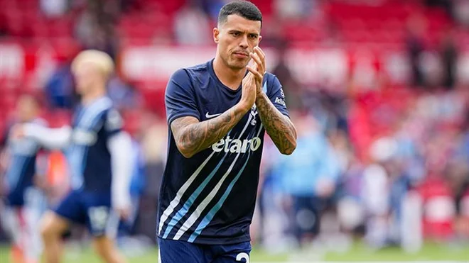 El Tottenham exigirá una suma elevada por Pedro Porro